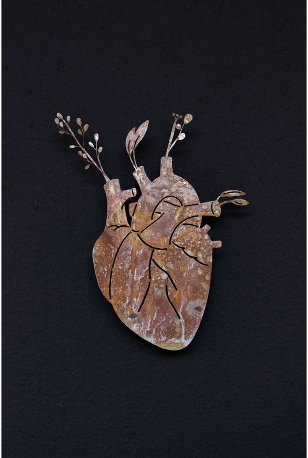 Adorno de Parede Coracao em Ferro Florescer G Mercatto -1- Adorno de Parede Coracao em Ferro Florescer G Mercatto -1-